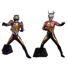 DARKLOPS ZERO e TECHTOR GEAR BLACK  - DG Ultraman 4  GASHAPON